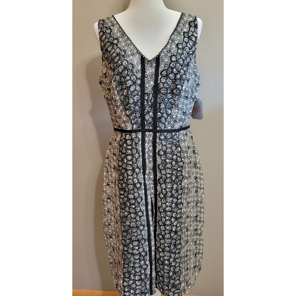 NWT Adrianna Papell Linen-Blend Embroidered Sheath Dress